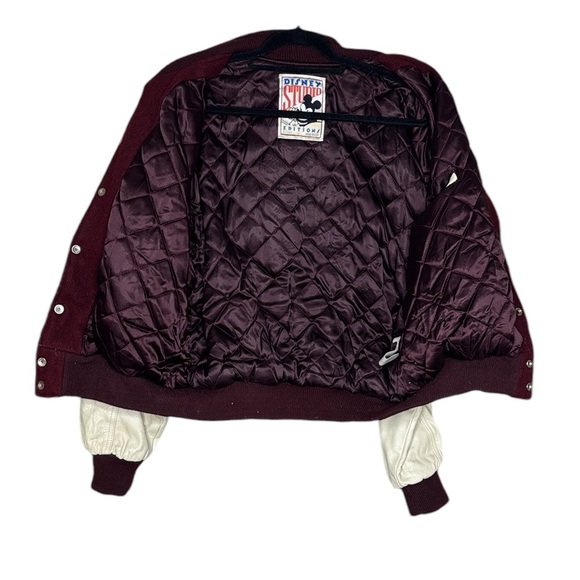 Vintage Walt Disney The 7 dwarfs animation crew bomber style varsity jacket. - Picture 4 of 9